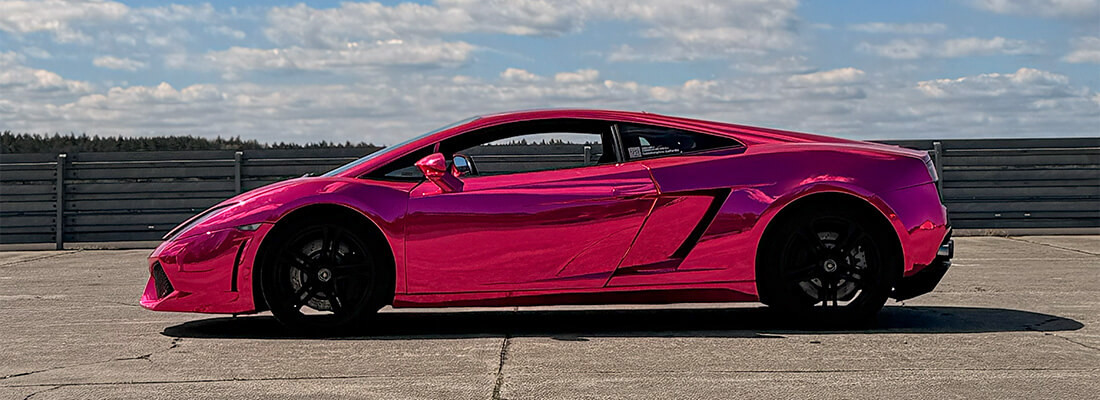 Przejazd różowym Lamborghini Gallardo