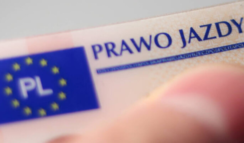 Samochód bez prawo jazdy – czy to możliwe?