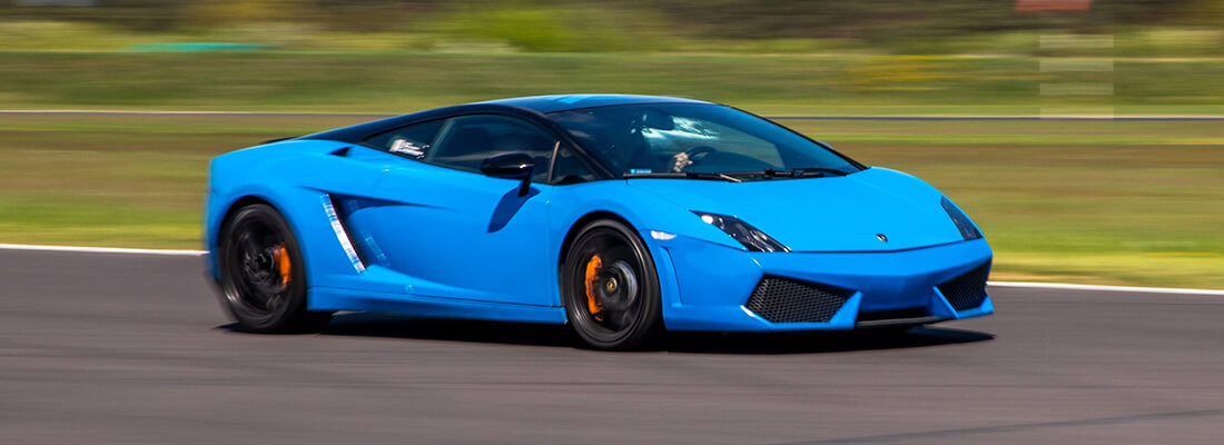 Ile okrążeń na torze wybrać na pierwszy przejazd Lamborghini?