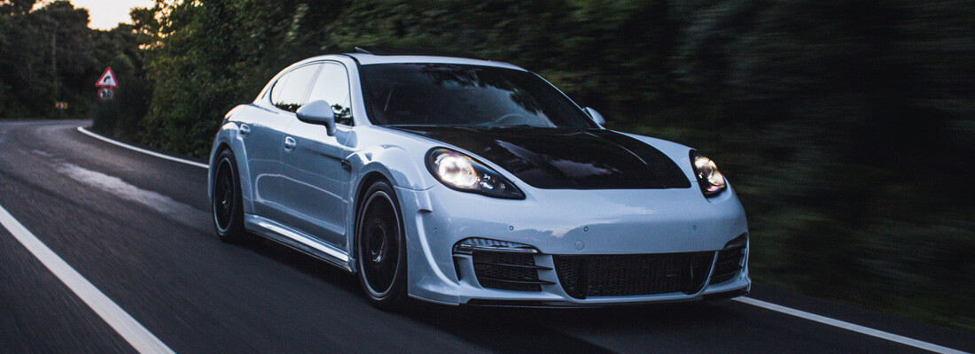 Jak jeździć autem sportowym