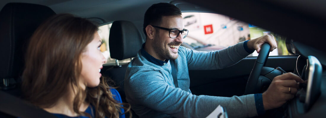 Jazdy doszkalające dla osób z prawem jazdy – kiedy warto?