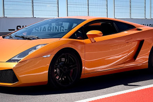 Kiedy wybrać się na przejazd Lamborghini Gallardo po torze?