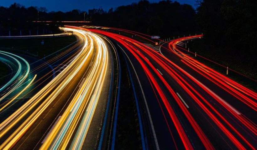 Prędkość na autostradzie – jaka powinna być?