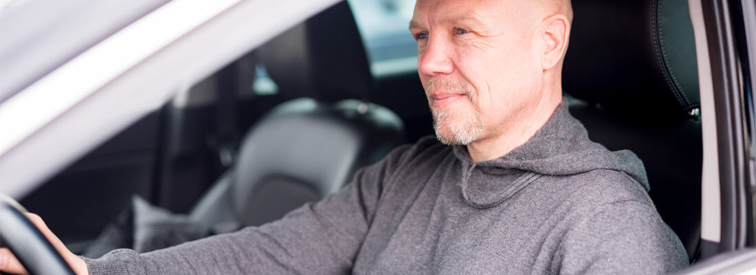 Prezent na 50 urodziny dla faceta – co kupić, żeby nie żałować?