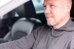 Prezent na 50 urodziny dla faceta – co kupić, żeby nie żałować?