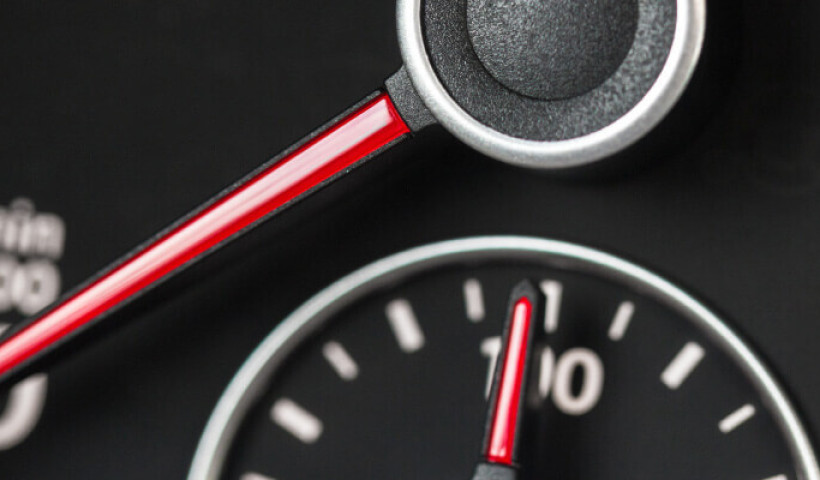 Check Engine – co oznacza, czy można jeździć z tą kontrolką?