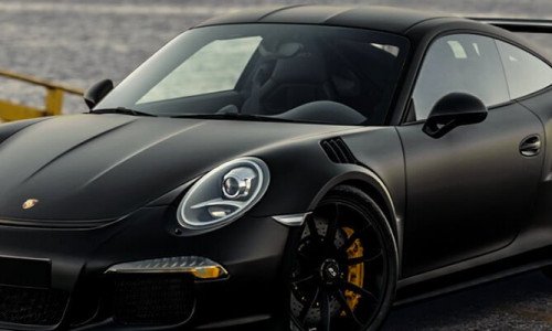 Jazda Porsche po torze – prezent dla miłośników mocnych wrażeń
