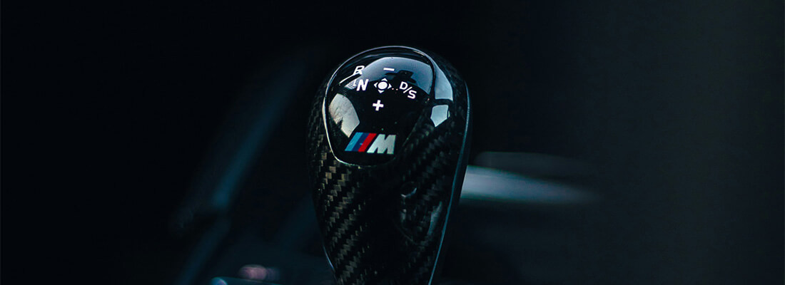 Tryb sport w samochodzie – co to znaczy?