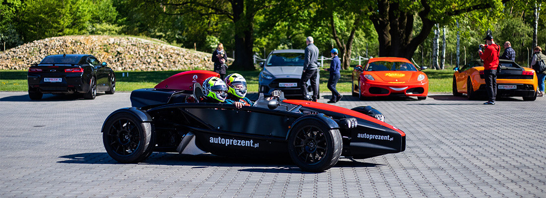 Ariel Atom na torze Silesia Ring