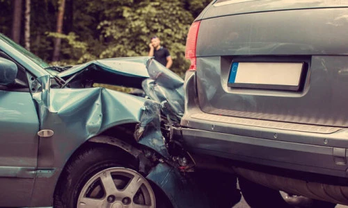 Wypadek a kolizja. Jakie są różnice?