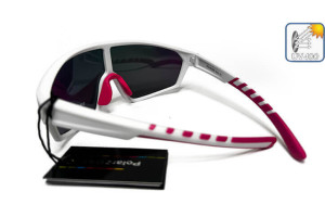 Białe okulary sportowe