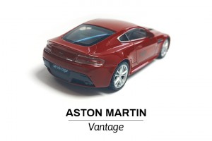 Samochodzik Aston Martin tył