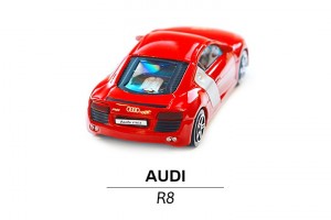 Samochodzik Audi R8 czerwony tył
