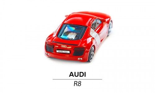 Samochodzik Audi R8 czerwony tył