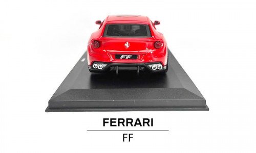 Tył modeliku Ferrari FF