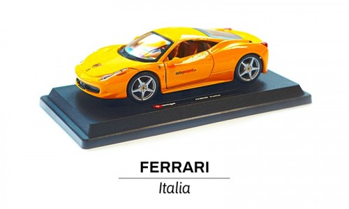 Ferrari 458 Italia modelik 1:24 przód