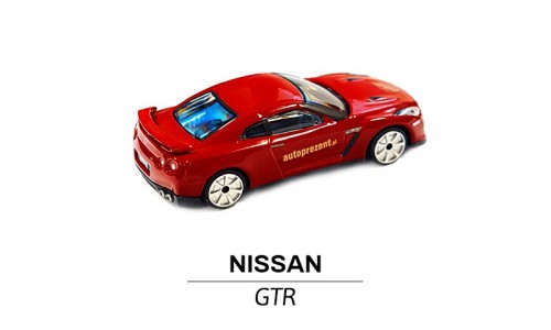 Nissan GTR modelik samochodu z boku