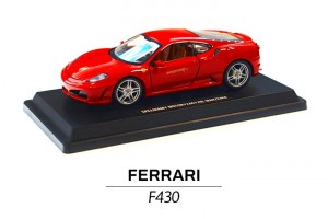 Ferrari F430 czerwony modelik 1:24 przód
