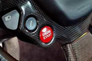 Przycisk start/stop Ferrari F12berlinetta