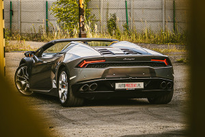 Lamborghini Huracan tył samochodu