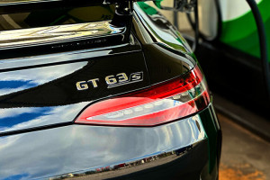 Mercedes AMG GT 63s 4door oznaczeni pojazdu