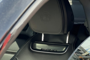 Mercedes AMG GT 63s fotele samochodu