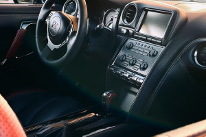 Wnętrze Nissana GTR