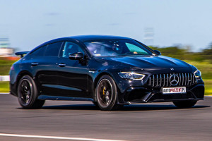 Mercedes AMG GT63s na torze