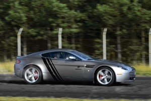 Aston Martin Vantage w akcji