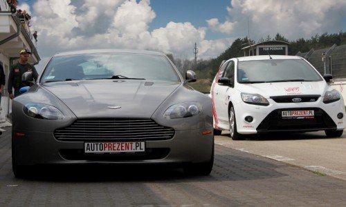 Aston Martin Vantage i Focus RS