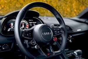 Audi R8 V10 plus kierownica
