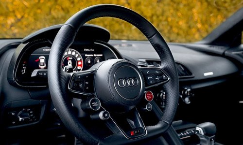 Audi R8 V10 plus kierownica