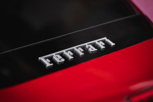 Ferrari 488 GTB napis samochodu