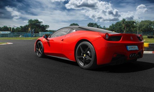 Tył samochodu Ferrari 458 italia
