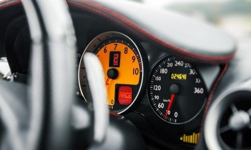 Zegary w Ferrari F430