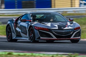 Honda NSX w akcji na torze