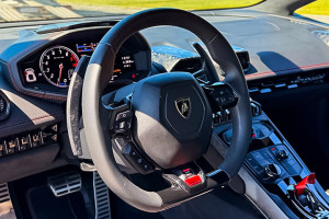 Lamborghini Huracan kierownicav