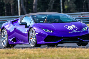 Lamborghini Huracan na profesjonalnym torze