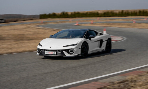 Lamborghini Temerario na torze