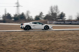 Białe Lamborghini Temerario