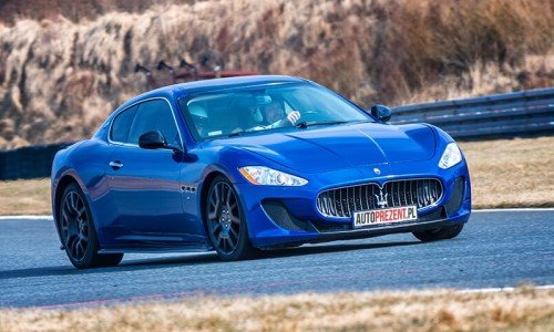 Maserati_GT_MC na torze wyścigowym