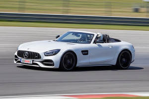 Mercedes AMG GT Roadster
