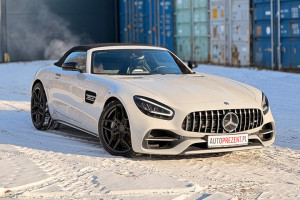 Mercedes AMG GT Roadster od autoprezent