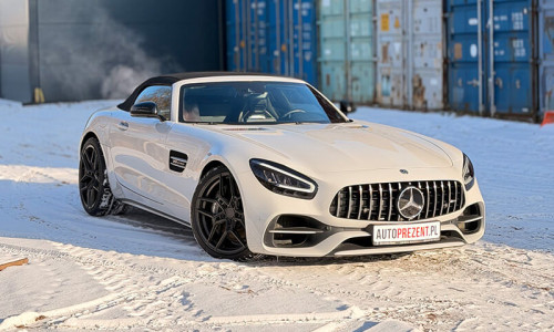 Mercedes AMG GT Roadster od autoprezent
