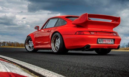 Porsche_911_GT2_993 tył
