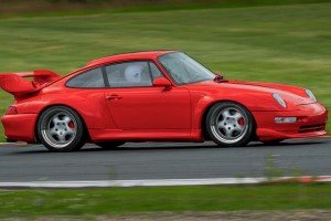 Porsche_911_GT2_993 na torze