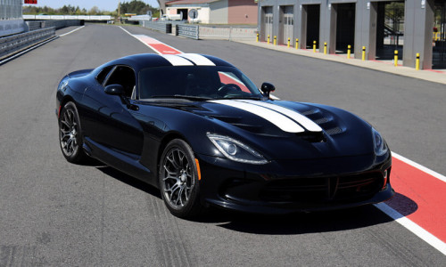 Dodge Viper GTS na torze