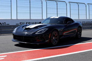 Dodge Viper GTS na profesjonalnym torze