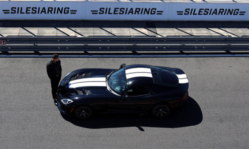 Dodge Viper GTS i tor silesia ring